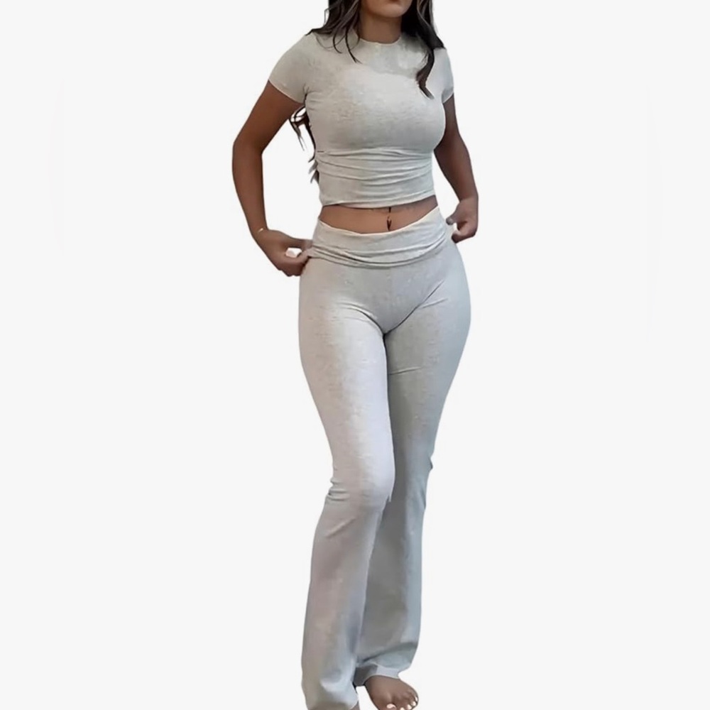 Super cute flattering gray loungewear set